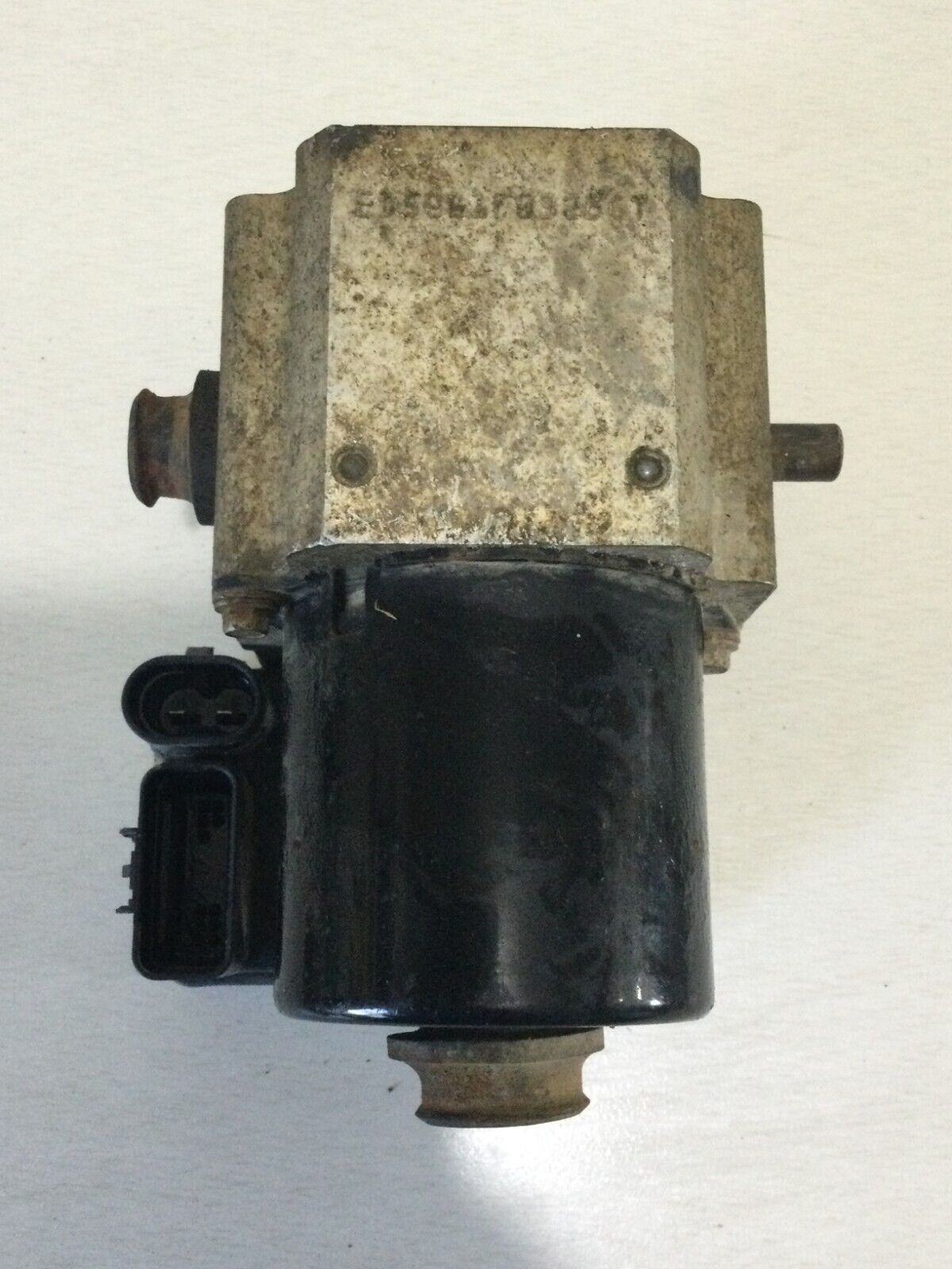 2006 GMC Sierra 2500HD 6.6L Turbo Diesel ABS Anti Lock Brake Pump Module OEM