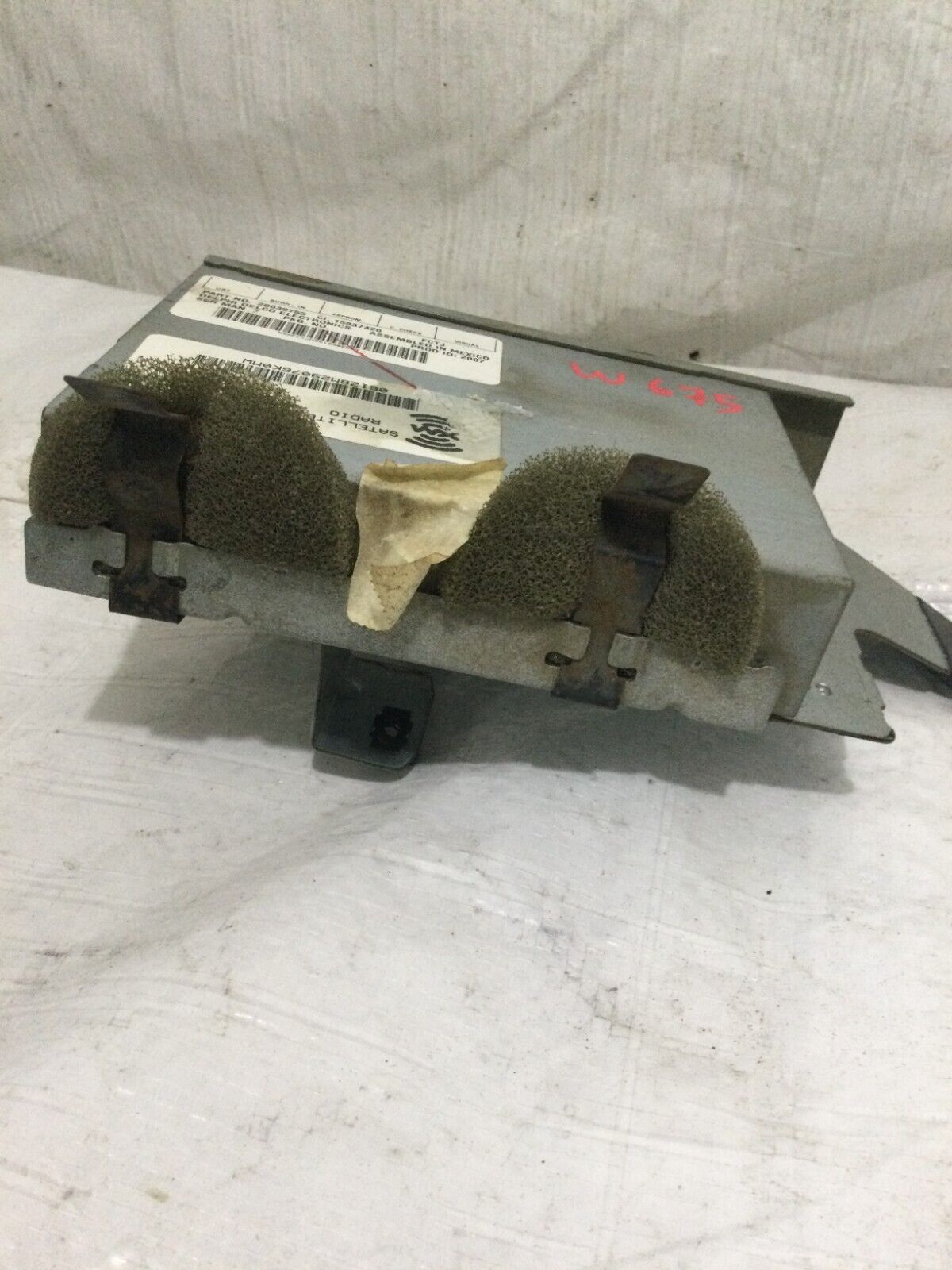 2006-2010 Hummer H3 SatelIite Radio Control Receiver Module OEM  28039755