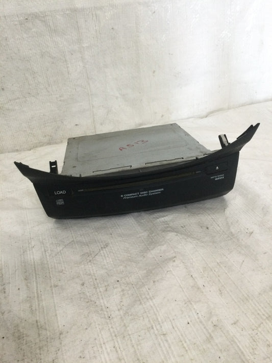 2008-2011 Honda Accord Dash Mounted 6 Disc CD Changer OEM 39110-TA0-A012-M1