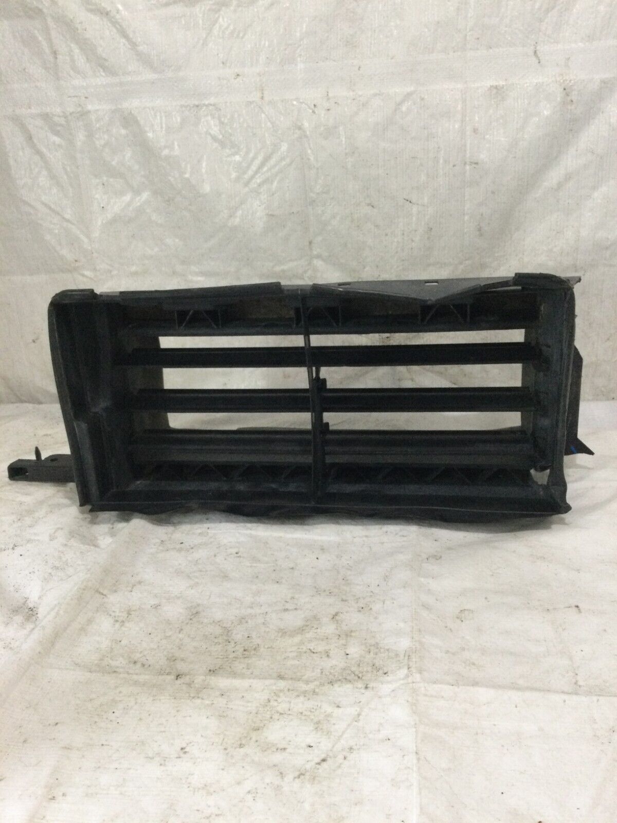 2017 Ford F-150 Active Shutter Lower Grille FL34-8314-D OEM "DAMAGED"