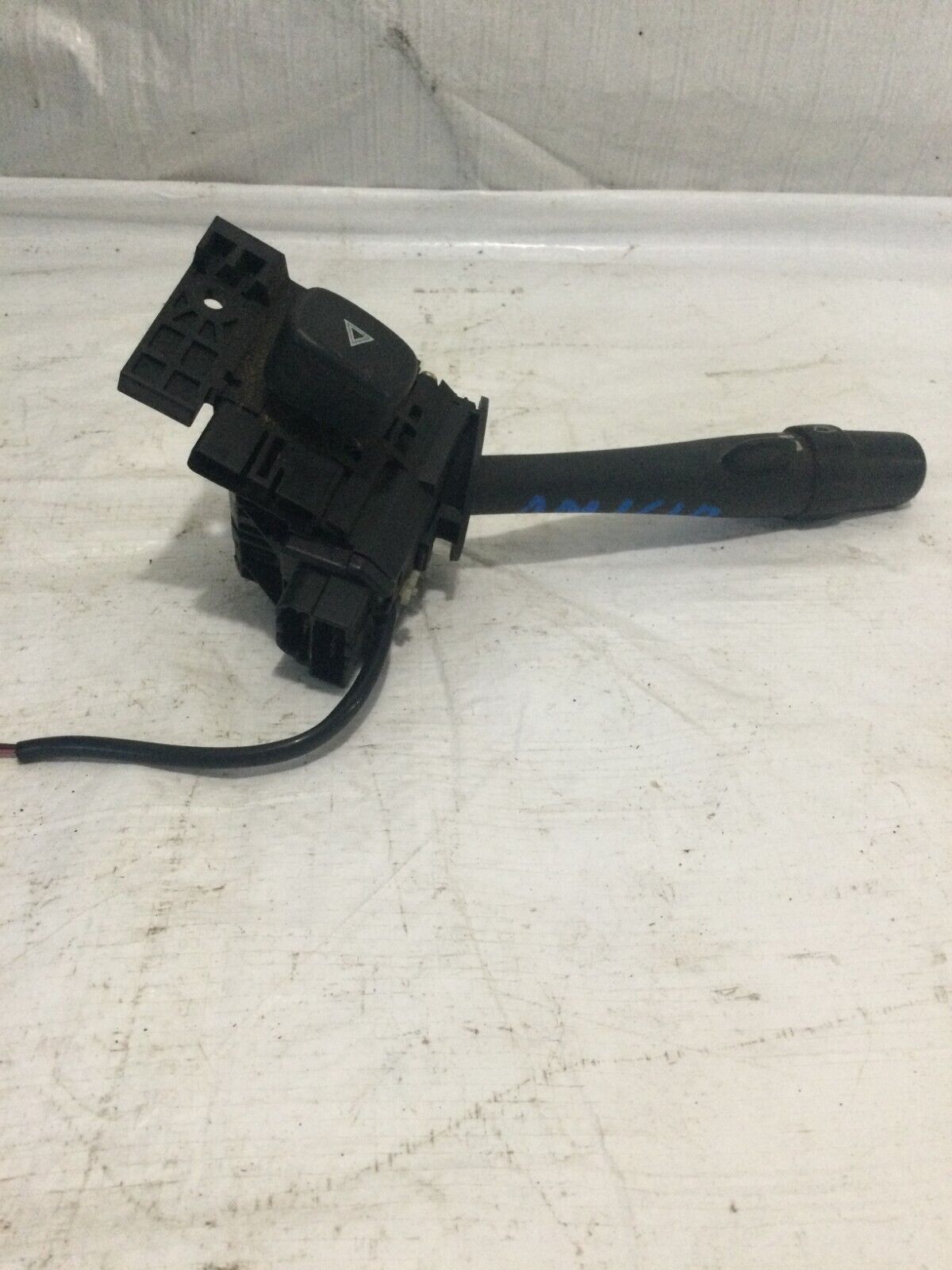 2007  2014  Cadillac Escalade Wiper Switch  OEM 26128583