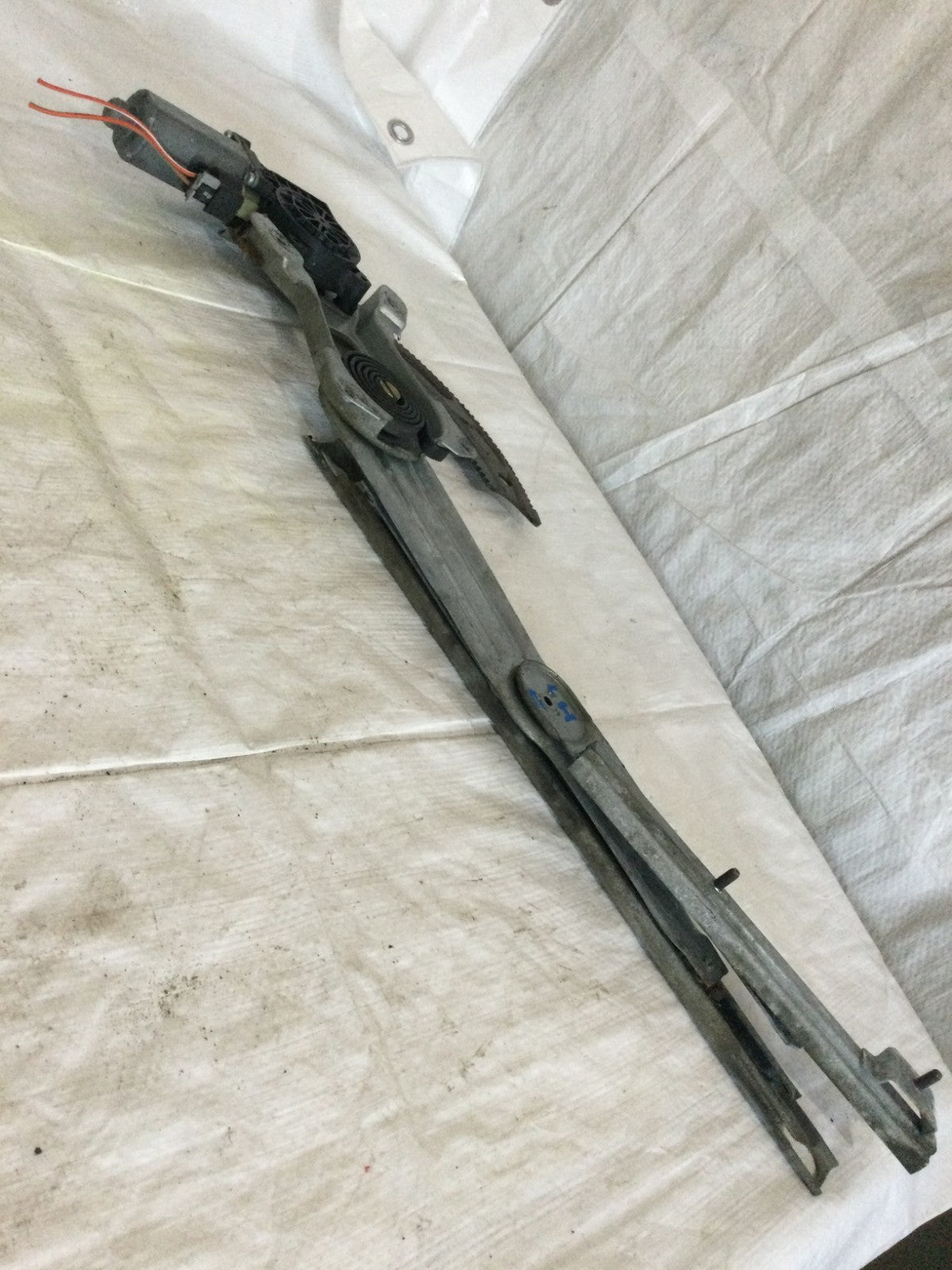 2007 Dodge Ram 1500 Front Left Door Window Regulator W/ Motor OEM 6004PA1075