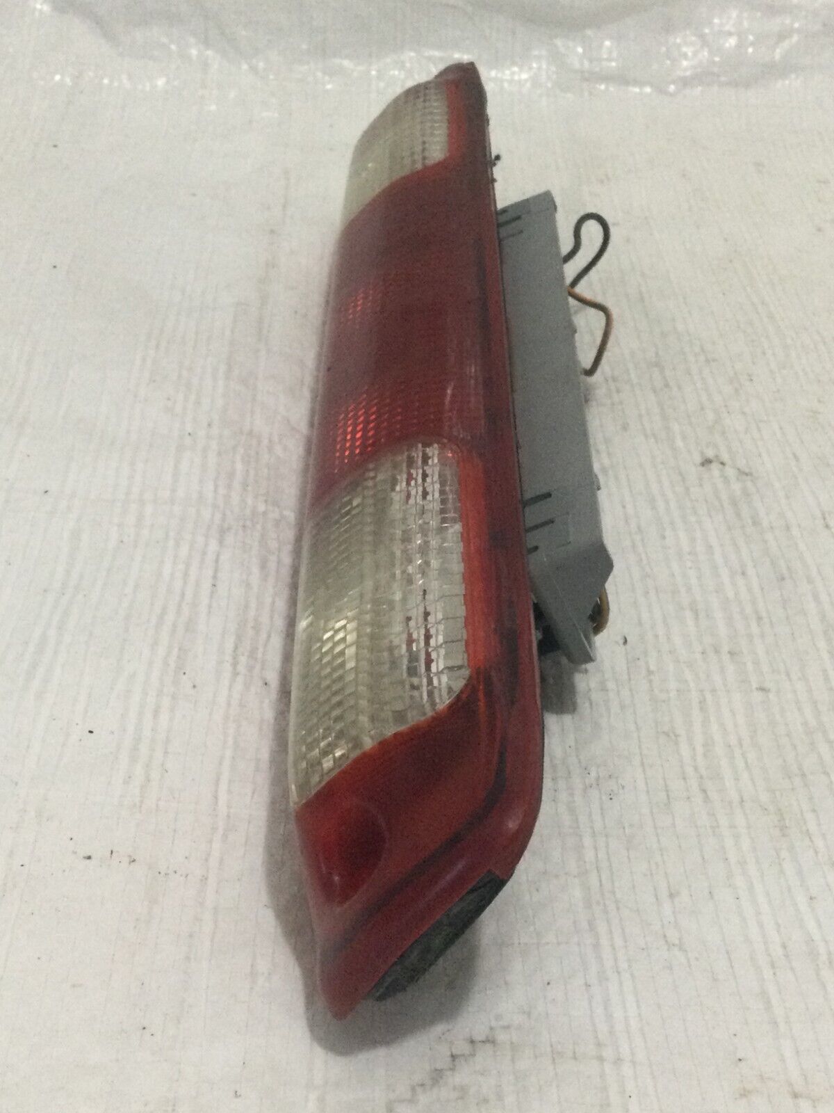 2006 GMC Sierra Third Brake 3rd Brake Light 16525205 OEM