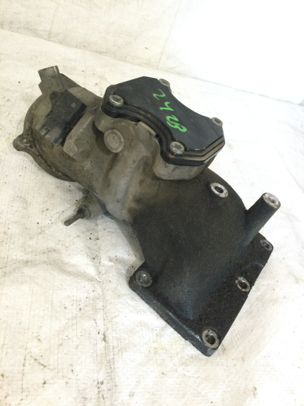 2017 Dodge Ram 3500 6.7L  Air Intake Horn EGR OEM