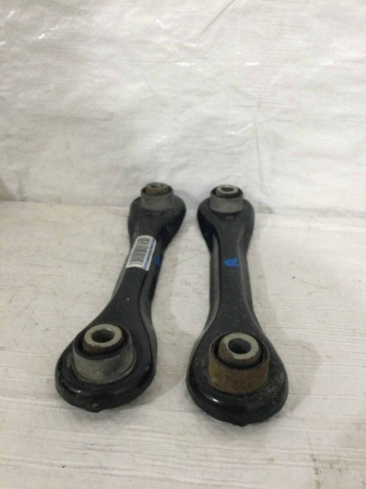 2017 Ford Escape Rear Right Left Control Arm Suspension CV61-5K743-CNB OEM