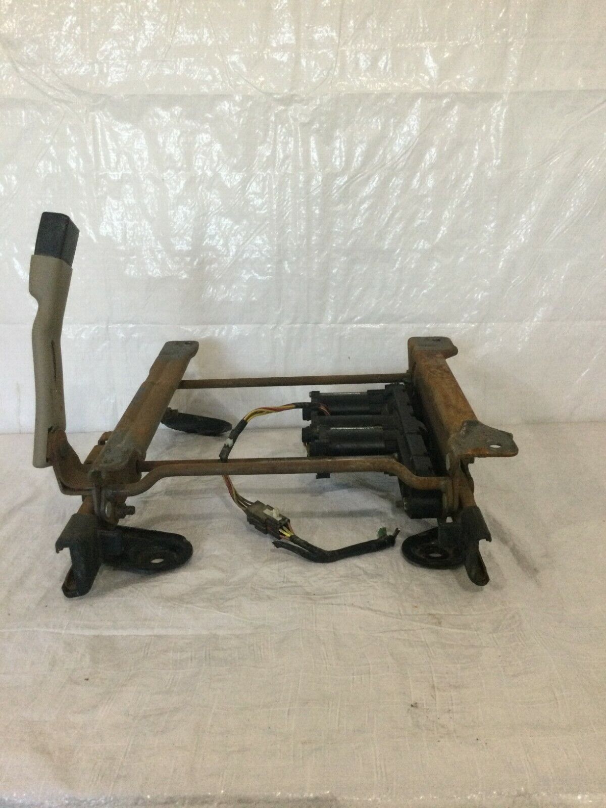 2005 Ford F350SD Front Right Passenger Power Seat Track w/ Motors OEM