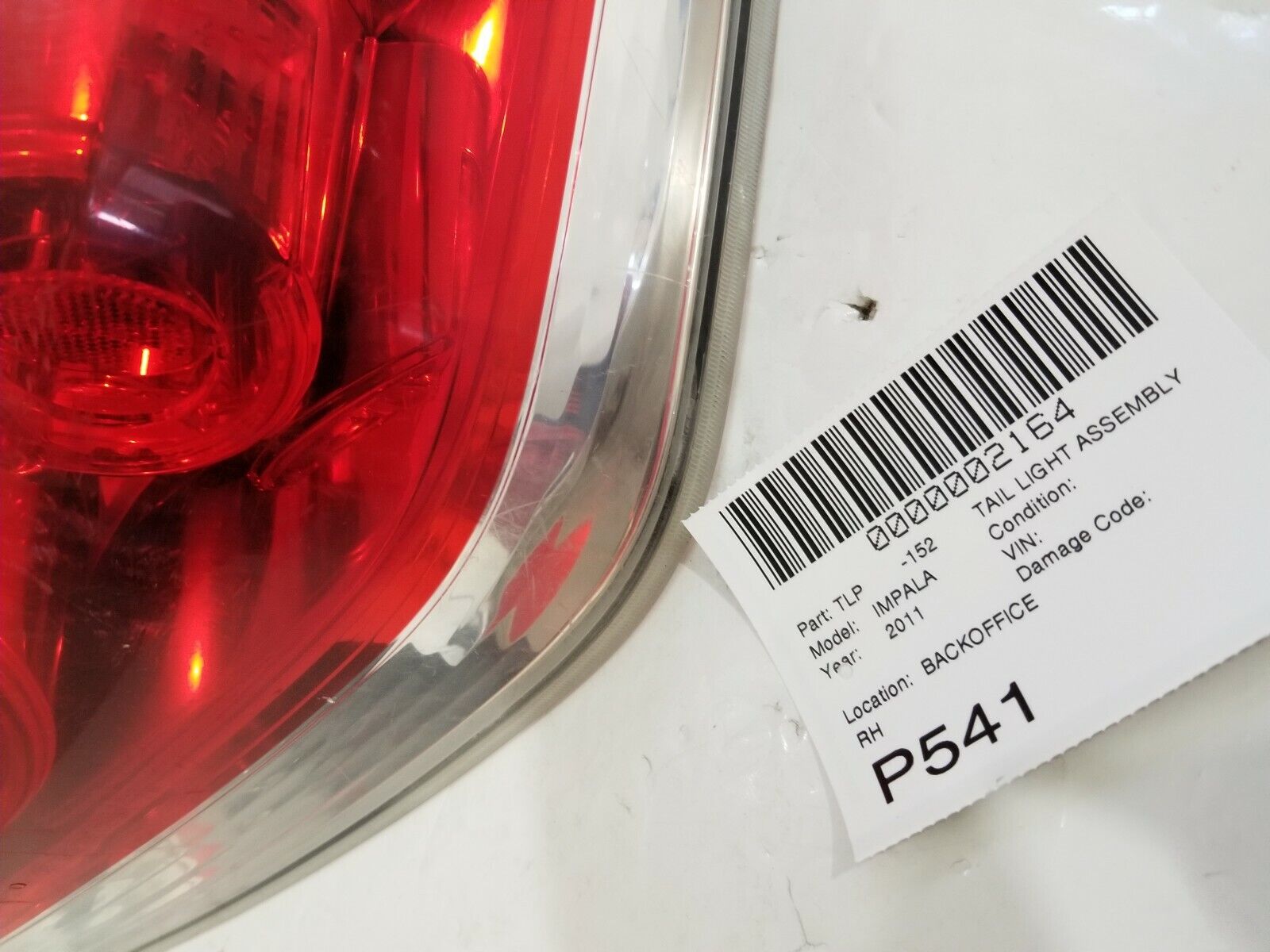 2006-2013 Chevy Impala RH Passengers Side Rear Tail Light Brake Lamp OEM 