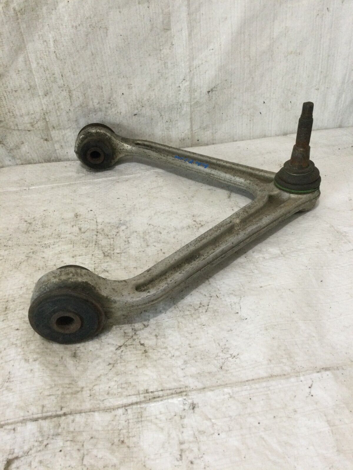 2003 Dodge Ram 2500 Front Right Upper Control Arm OEM