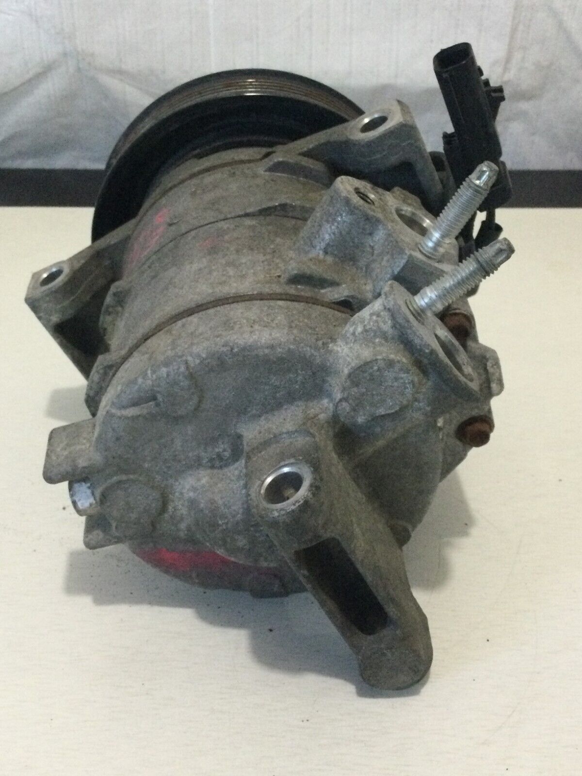 2017 Dodge Ram 1500 A/C Compressor 3.0L OEM 68202995AA