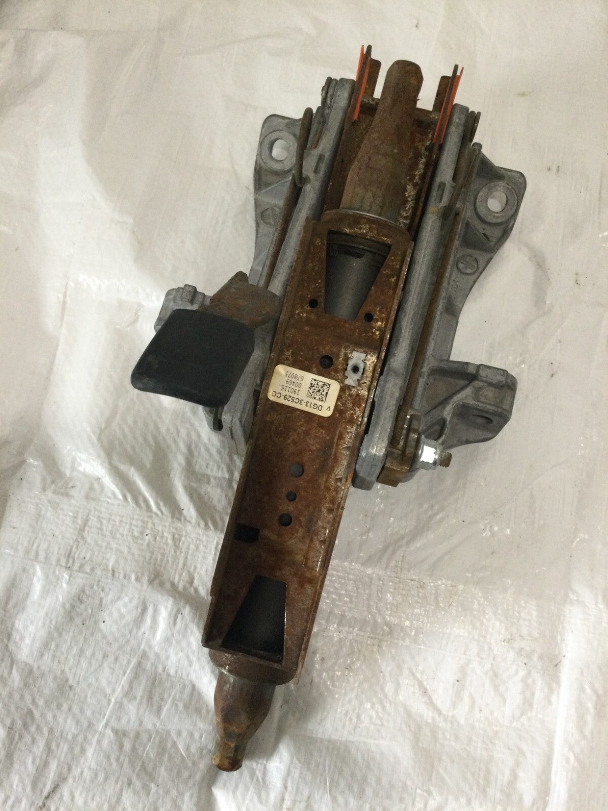 2019 Ford Taurus Steering Column Assembly OEM DG13-3C529-CG