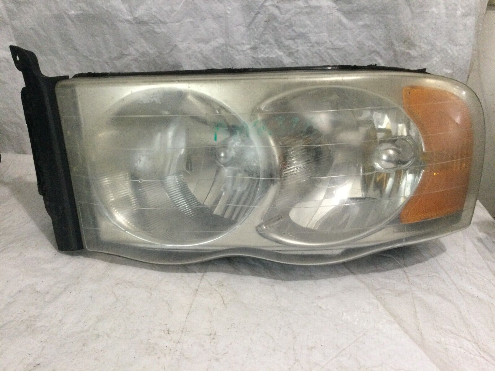 2004 Dodge Ram 1500 Head Light Driver Left  Side 55077121AG OEM LH