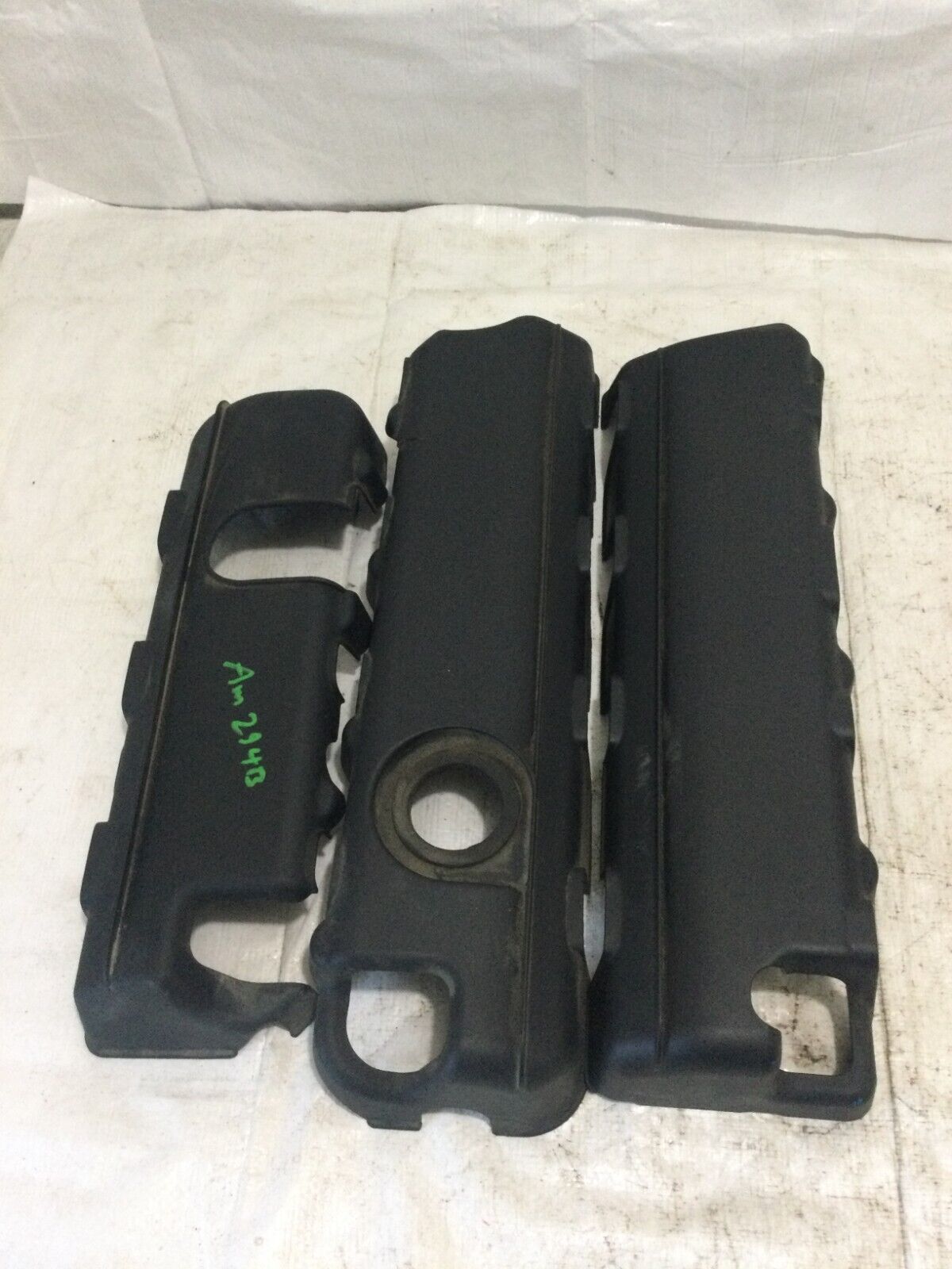 2019 Chevrolet Silverado 1500 Fuel Rail Cover Set OEM 4.3L