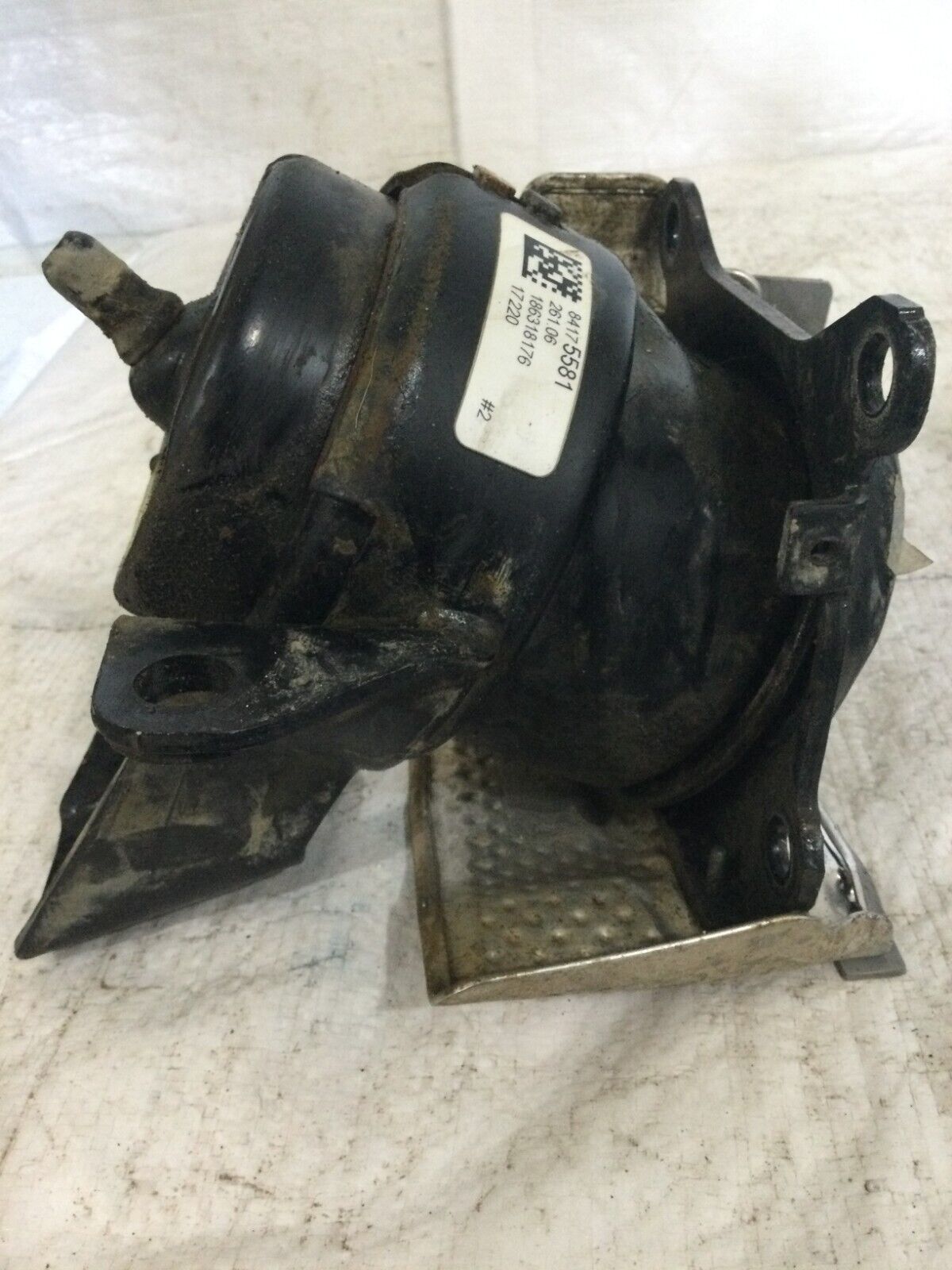 2018 Chevrolet Silverado 1500 Left Engine Frame Mount OEM 84175581