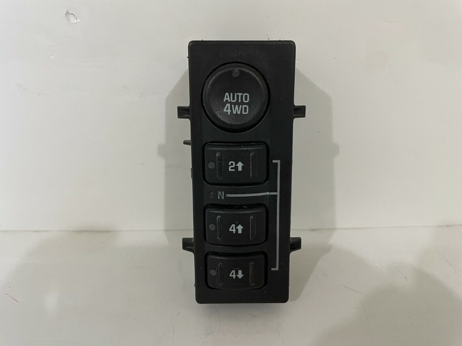 2003-2006 Chevy Silverado Sierra 1500 Auto 4WD Transfer Case Switch 15164520 OEM
