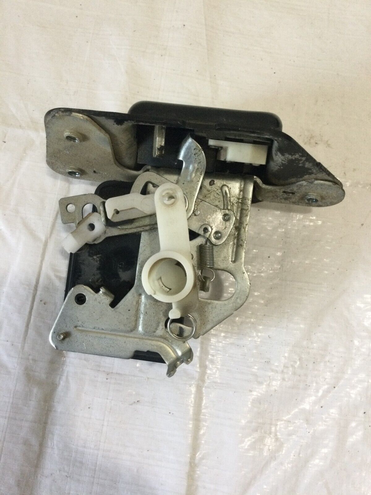 2017 Dodge Grand Caravan Rear Liftgate Latch Lock Actuator OEM