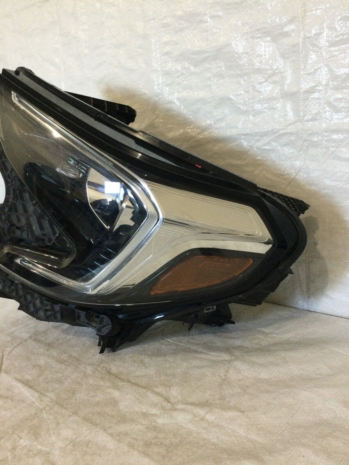 2018-2021 GMC Terrain HID Xenon Headlight Assembly Left Driver OEM 84312726