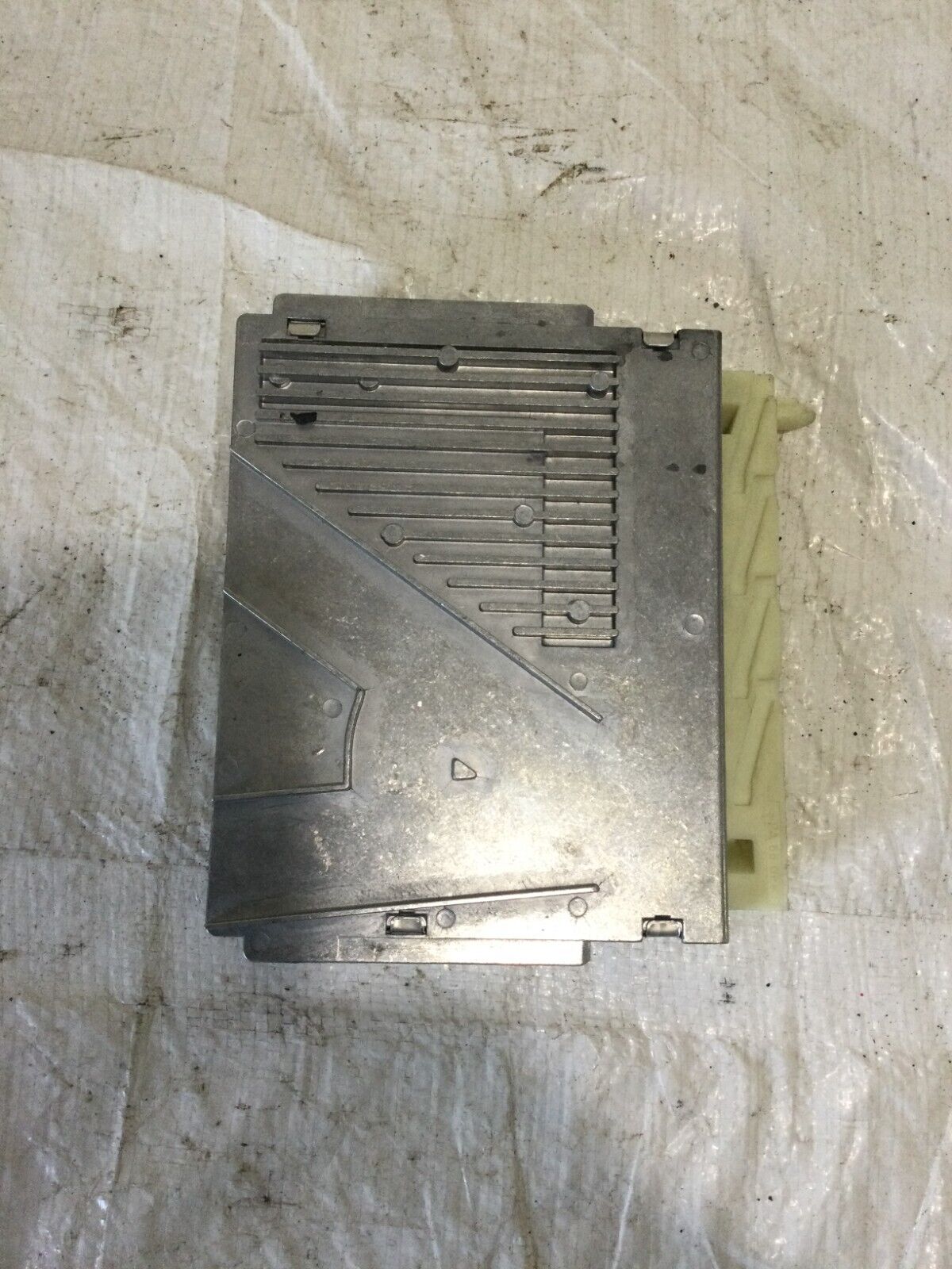 2004 Volvo S60 Transmission Control Module TCM Computer 09480761