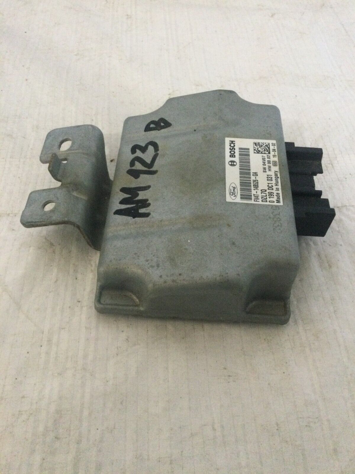 2017-2019 Ford Escape Hybrid Electric Voltage Module Dash Mounted FV4T14B526 OEM