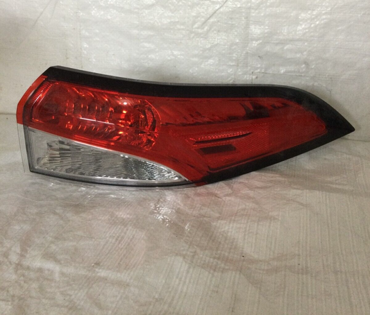 2022 Toyota Corolla Sdn 4Dr Passenger Tail Light Lamp Taillight 81551-12D10