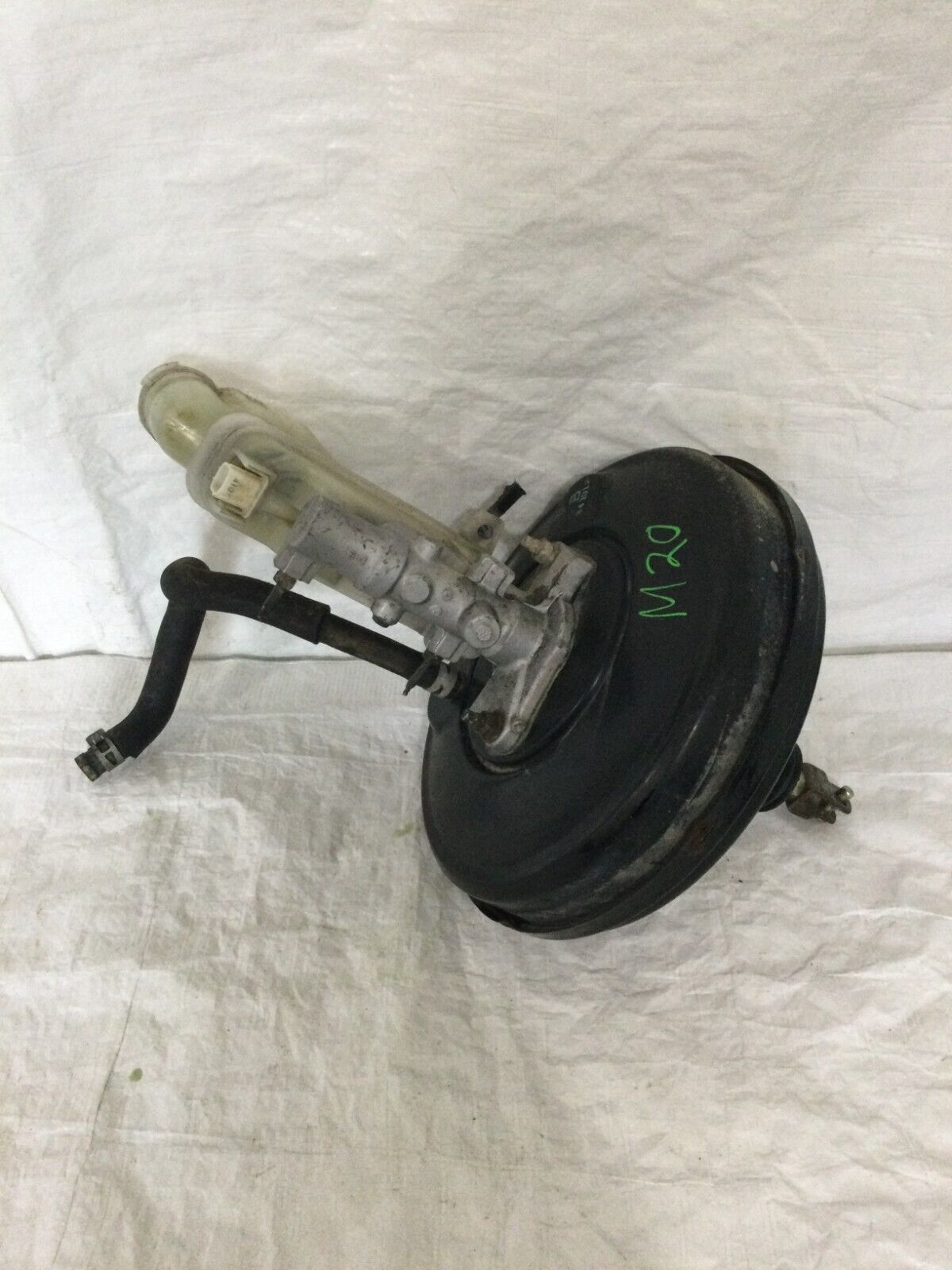 2004-2005 Mazda 6  Master Brake Cylinder W/ Reservoir Brake booster 3.0L OEM