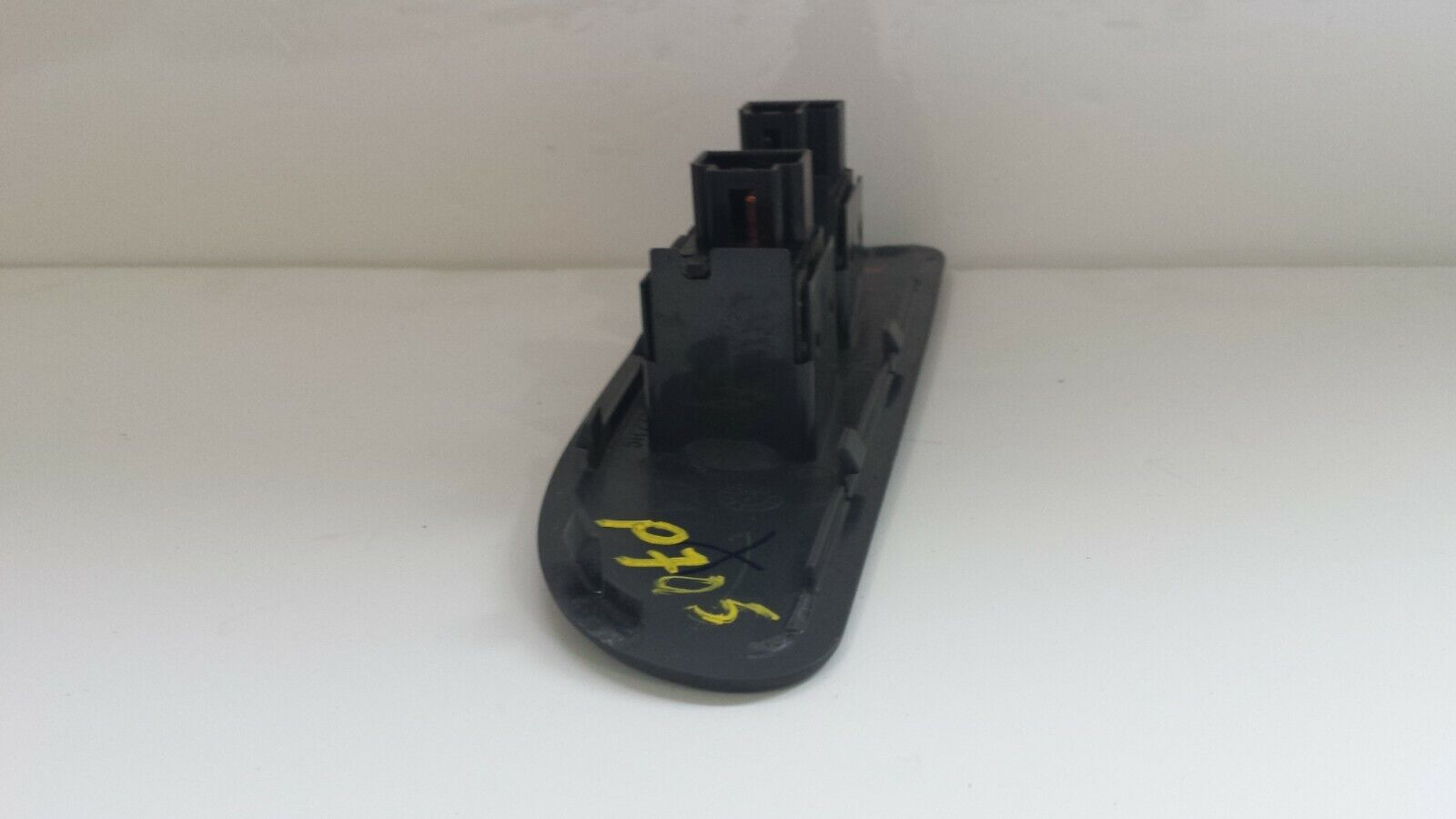 2007 Dodge Ram 1500 Front Right Power Window Switch OEM RH