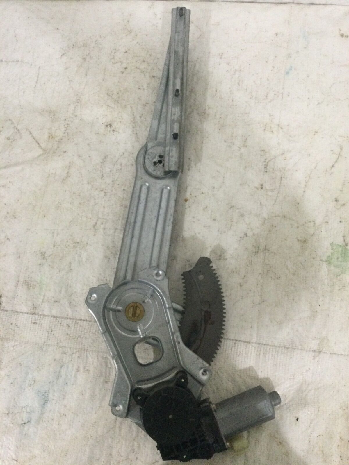 2004 Dodge Ram 1500 Rear Right Regulator Motor OEM