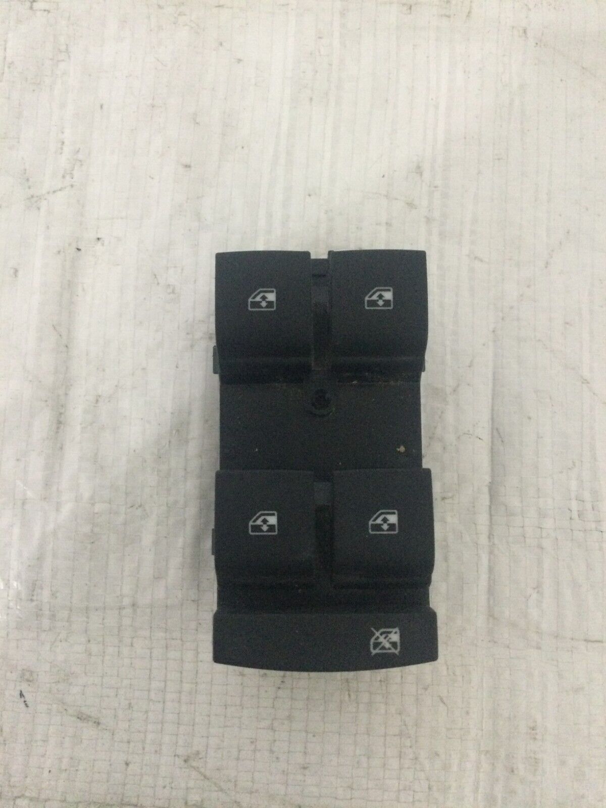 2016-2019 Chevrolet Cruze Front Left Driver Window Switch OEM 13408998