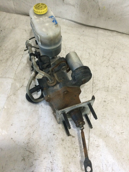2003 Dodge Ram 2500 Power Brake Booster W/ Reservoir OEM