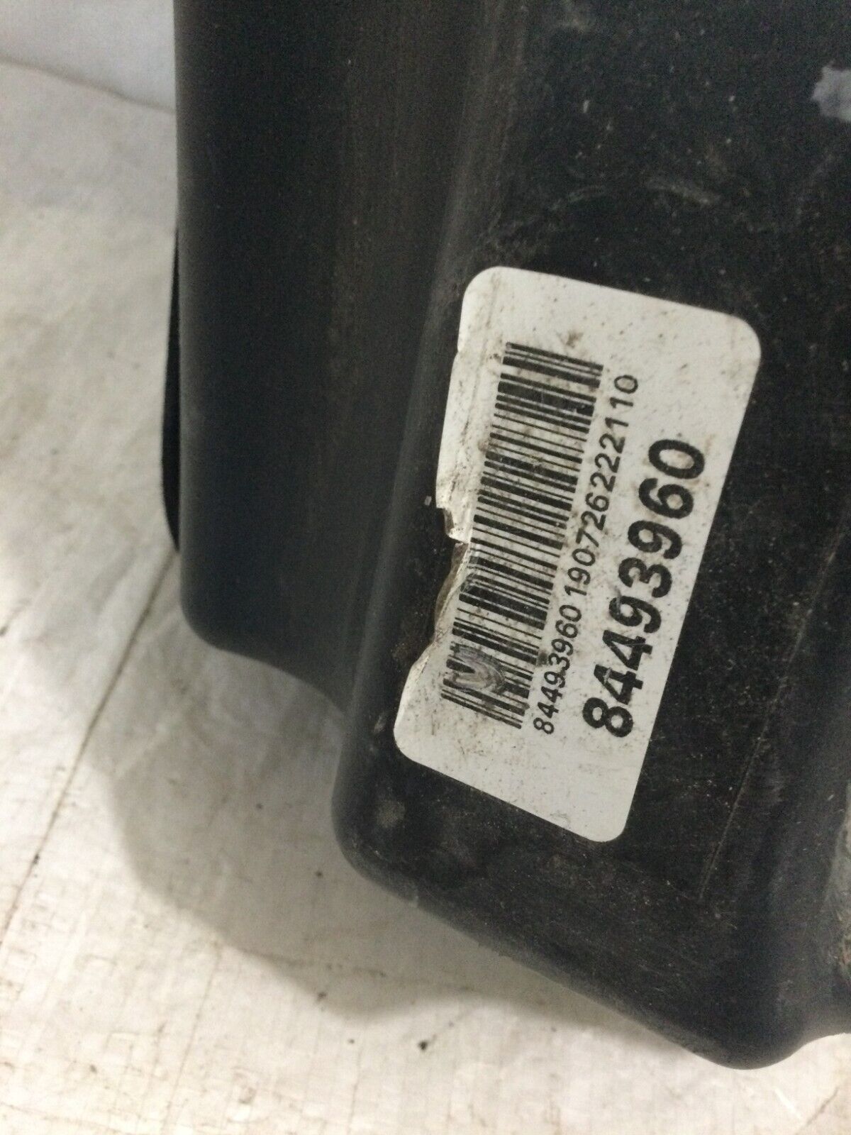 2019-2021 GMC Sierra 1500 Air Cleaner Intake Duct Resonator Assembly OEM