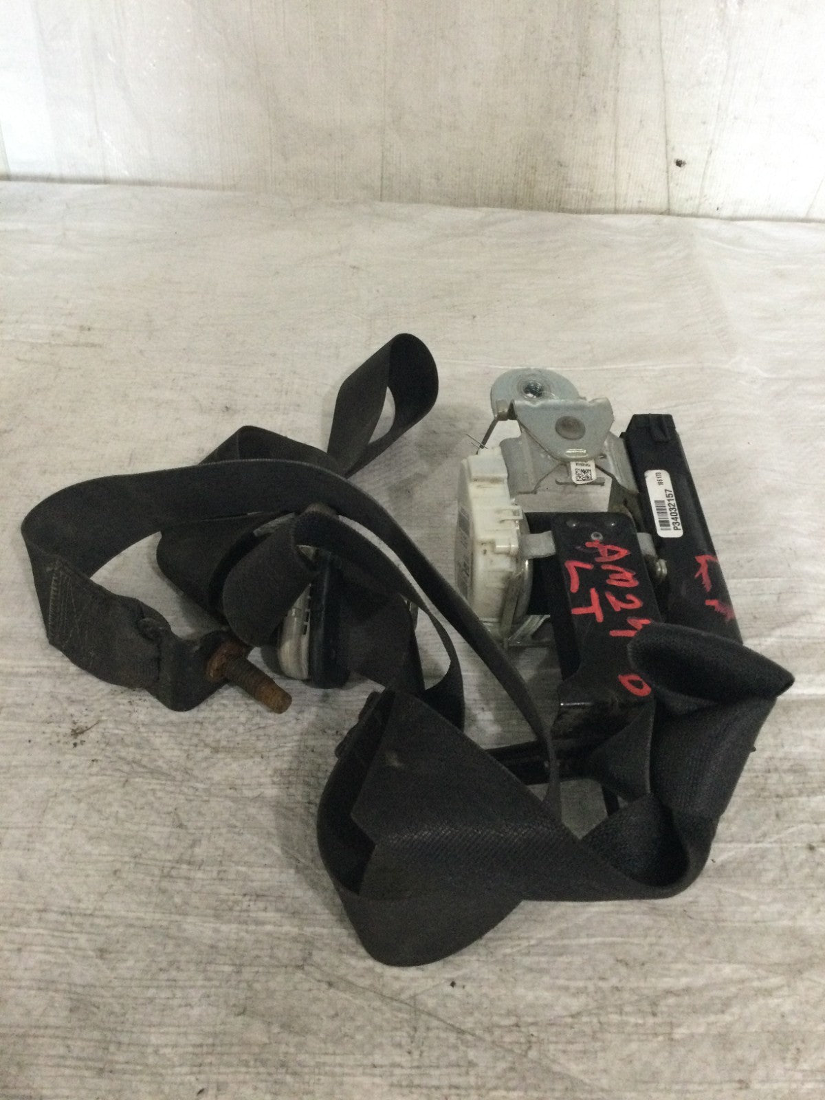 2017 Dodge Ram 3500 Front LH Drivers Side Seat Belt OEM P34032157