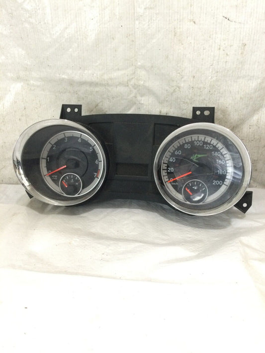 2017 Dodge Grand Caravan  Speedometer  Cluster 68241685AA OEM( DAMAGE LENS )