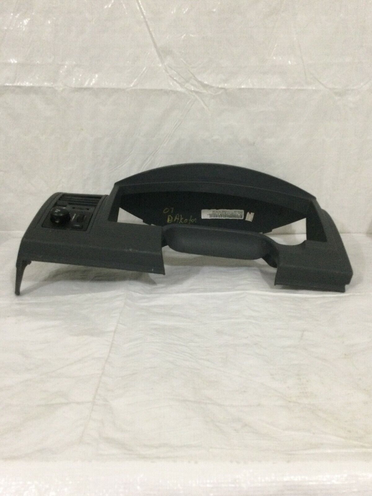 2005-2007 Dodge Dakota Speedometer Surround Trim Bezel W/ Vent & switch OEM 