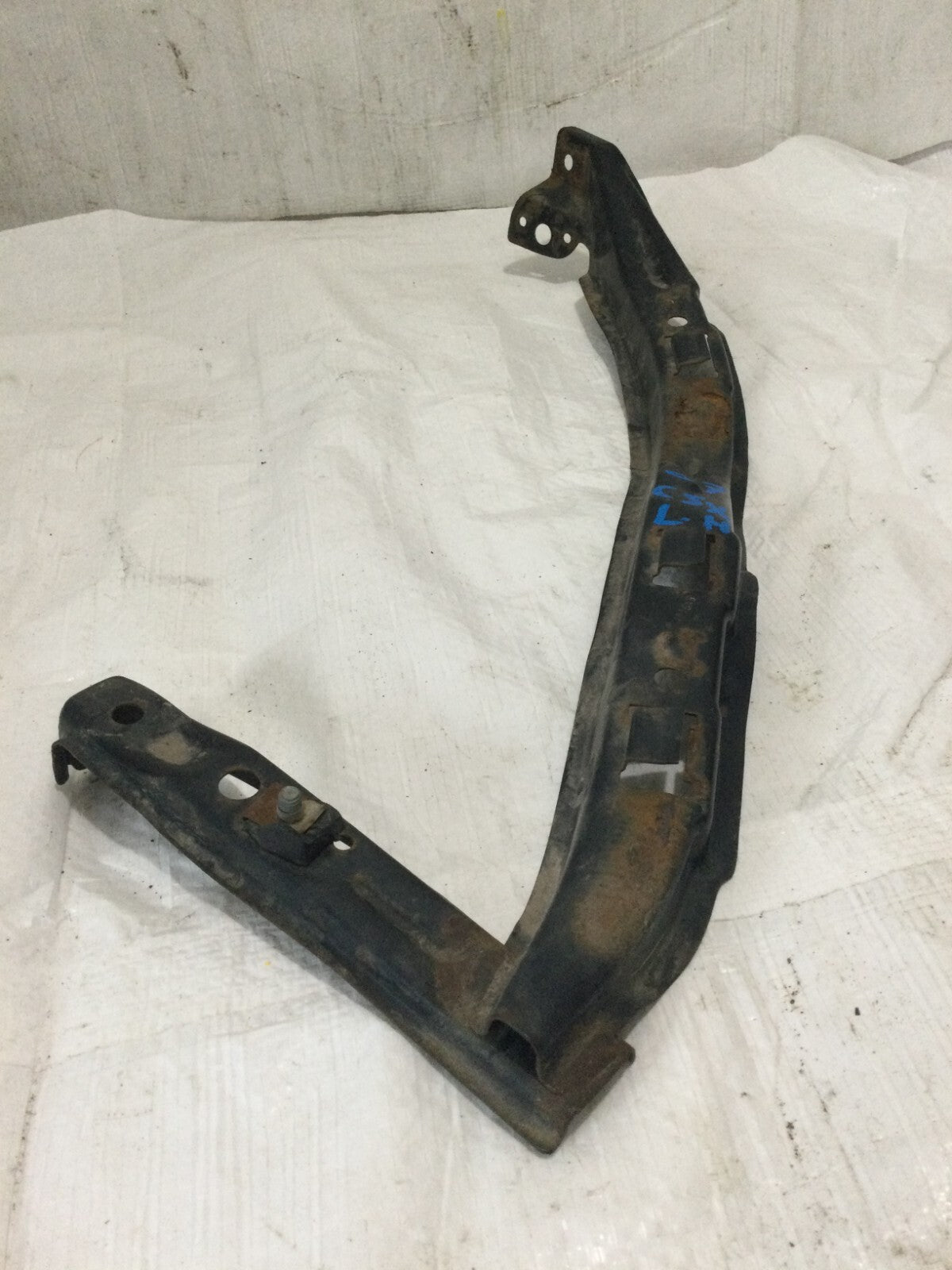 2006 Acura CSX Front Left Headlight Mounting Bracket OEM