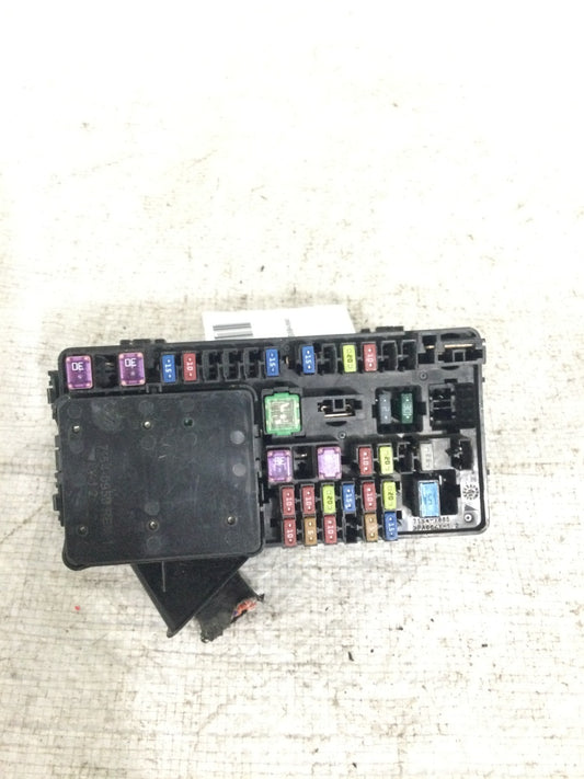 2019 Chevrolet Blazer Cabin Fuse Box OEM 84515183