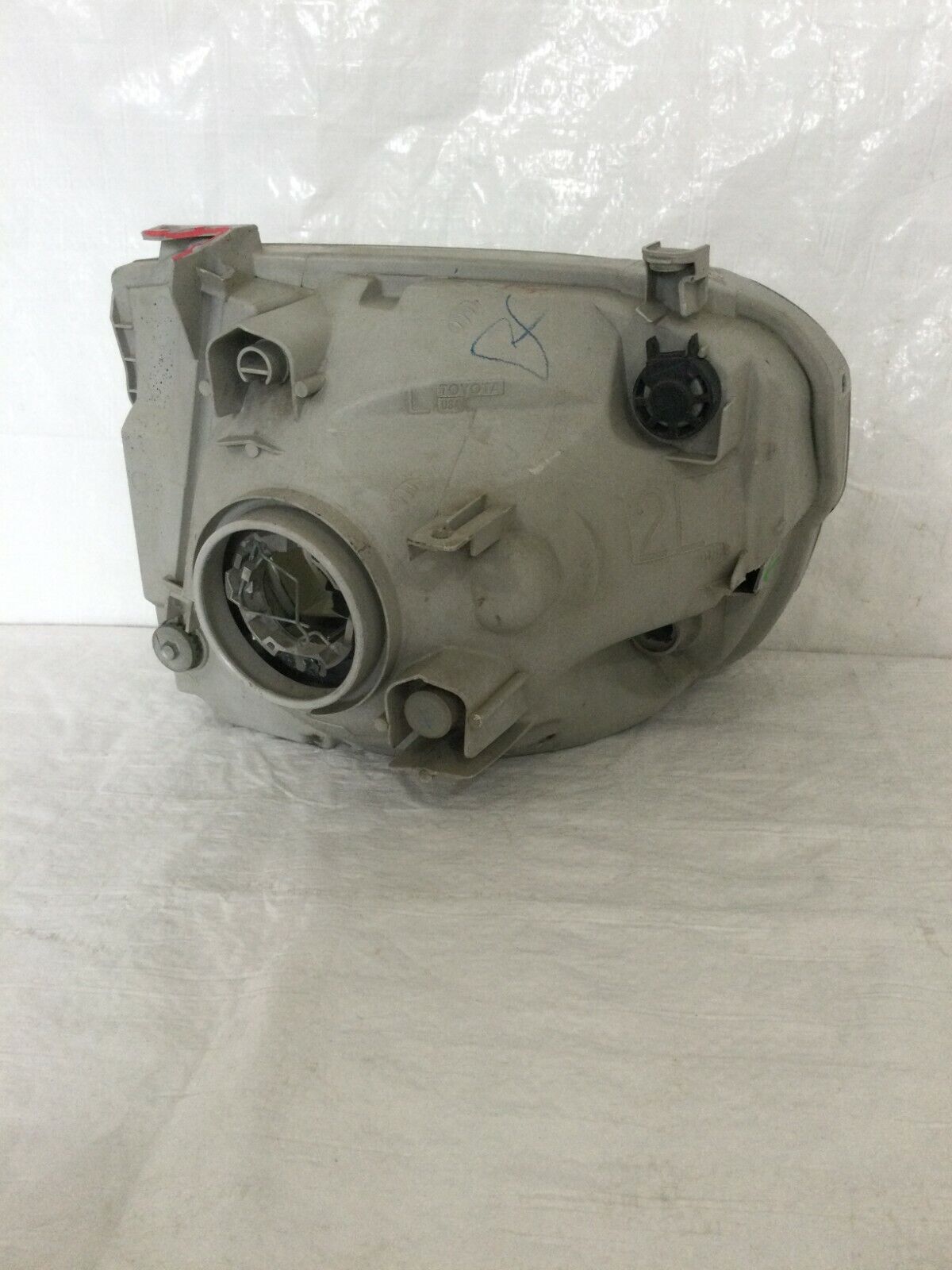 2004 Toyota Tundra 4DR Crew Cab Headlight Left Driver Side OEM LH