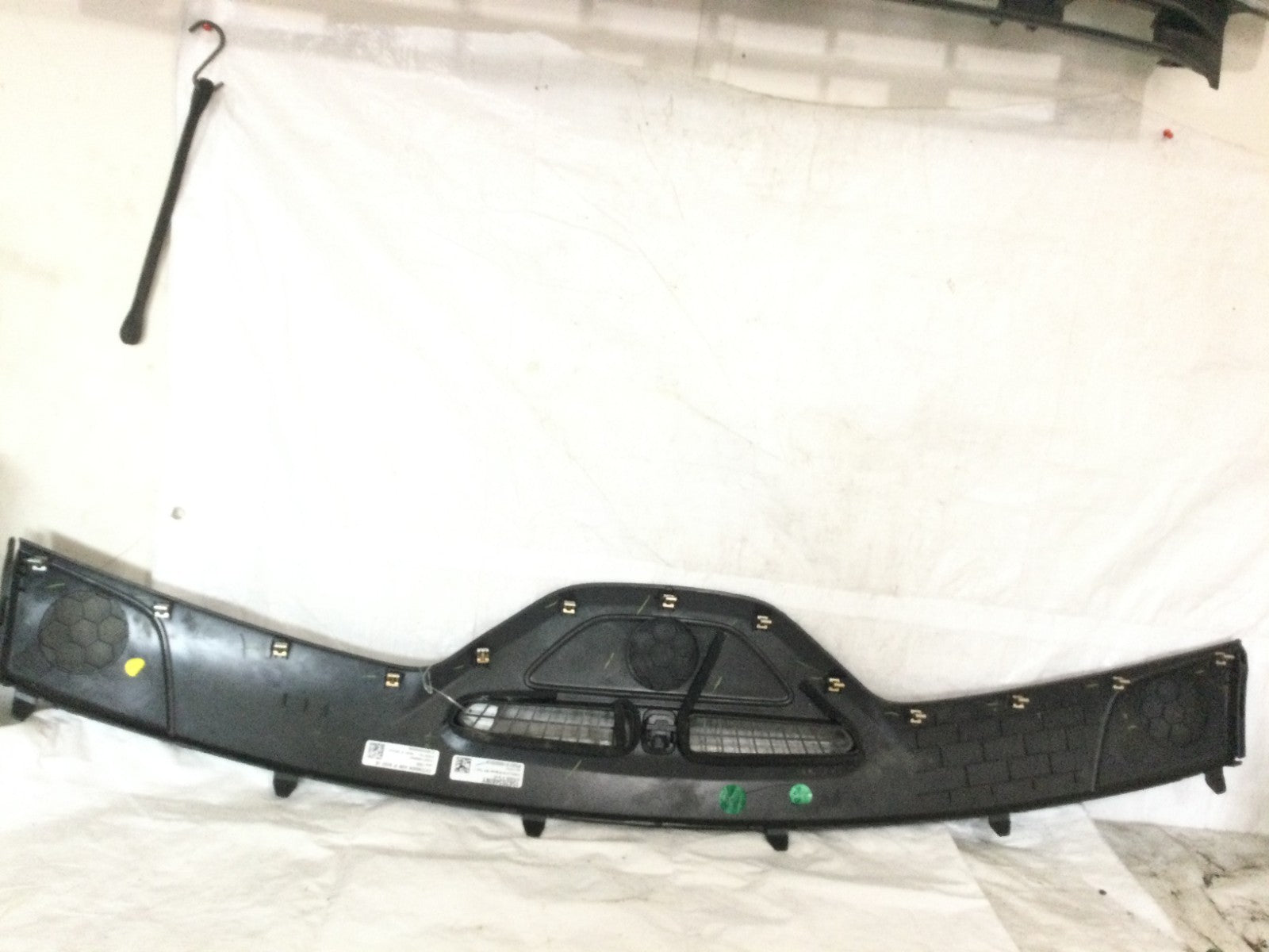 2019 Chevrolet Blazer Upper Dashboard Air Vent Trim OEM 42441366