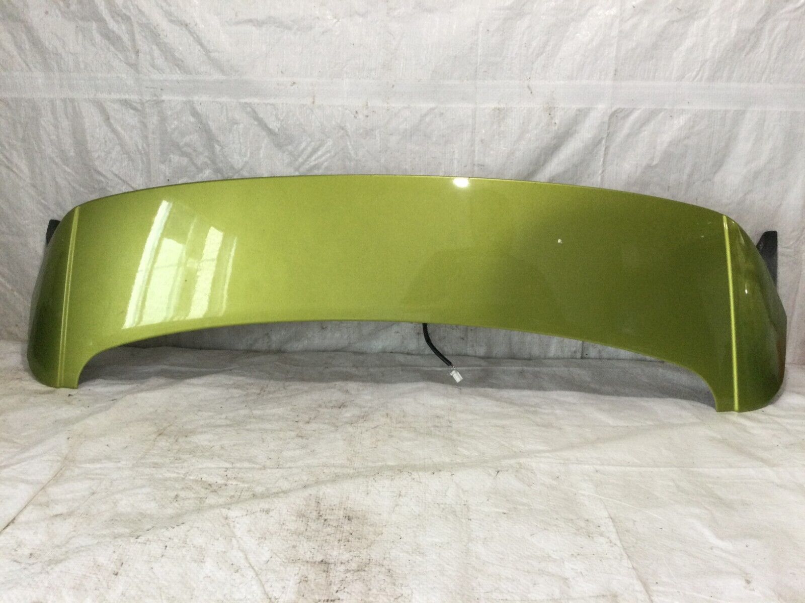 2017-2019 Nissan Rogue Sport Green Rear Spoiler OEM.