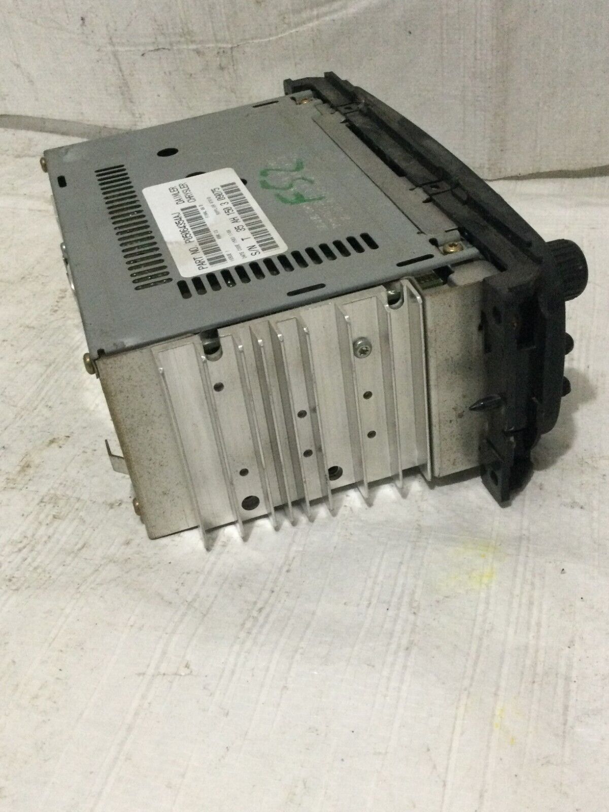 2003-2007 Chrysler Dodge Jeep Ram 2500 P05091556AD OEM Radio CD Player