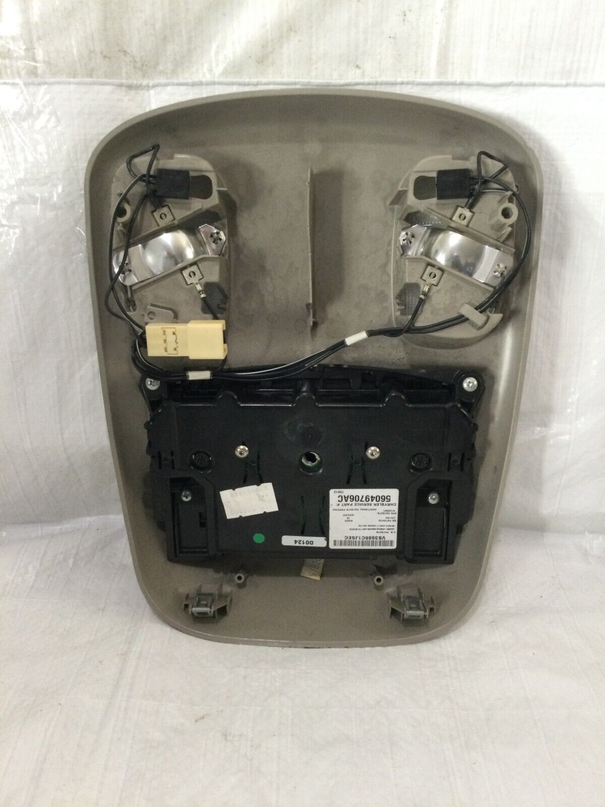 2004 Dodge Ram Overhead Console Dome Map Lights Digital Display OEM 56049706AC