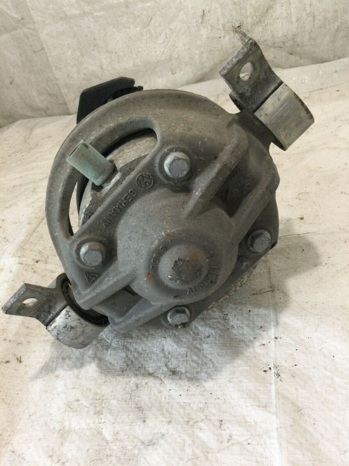 2007 Volkswagen Touareg Rear Left  Shock Absorber 7L6512021AG OEM