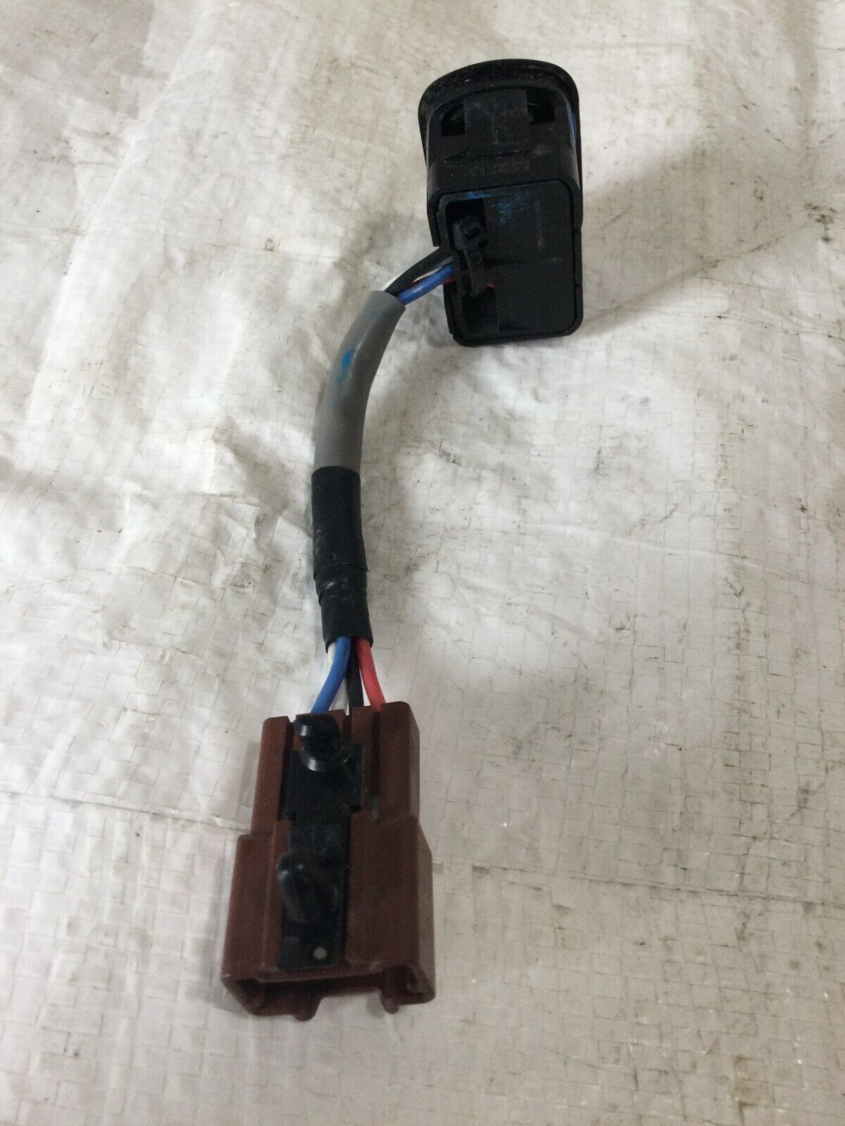 2020 Nissan Rogue Seat Lumbar Control Switch OEM