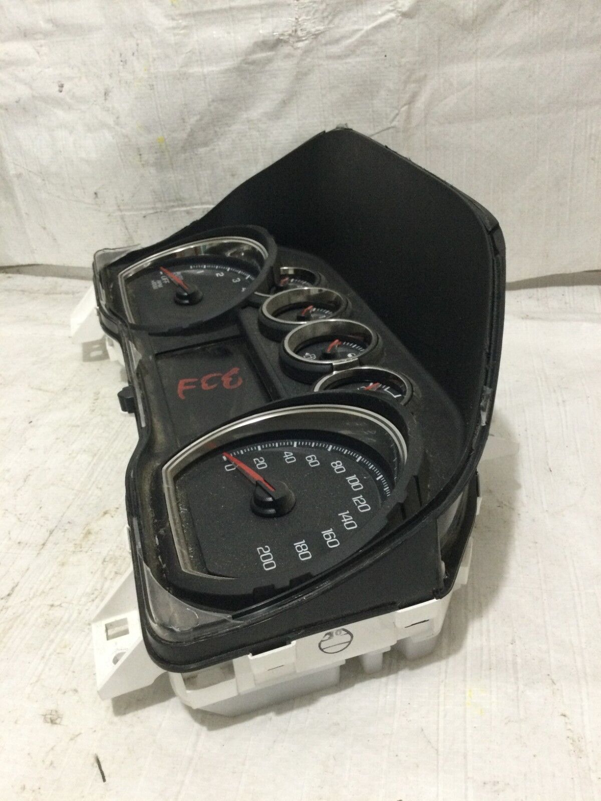 2021 Chevrolet Silverado 1500 Speedometer Gauges Instrument Cluster KPH 84960228