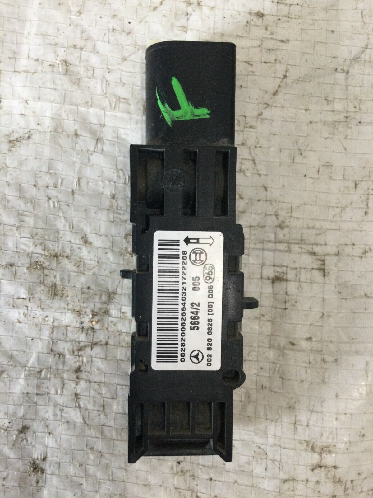 2004 Mercedes Benz S430 Left Front Crash Impact Sensor Module 0028200826 OEM