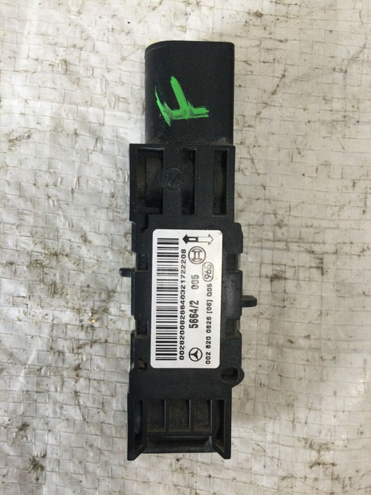 2004 Mercedes Benz S430 Left Front Crash Impact Sensor Module 0028200826 OEM
