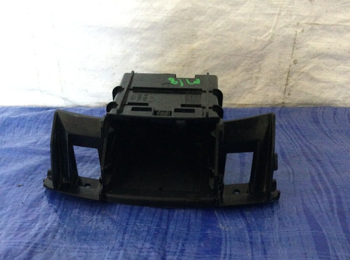 2007-2010 Hyundai Elantra Ash Tray Casing OEM