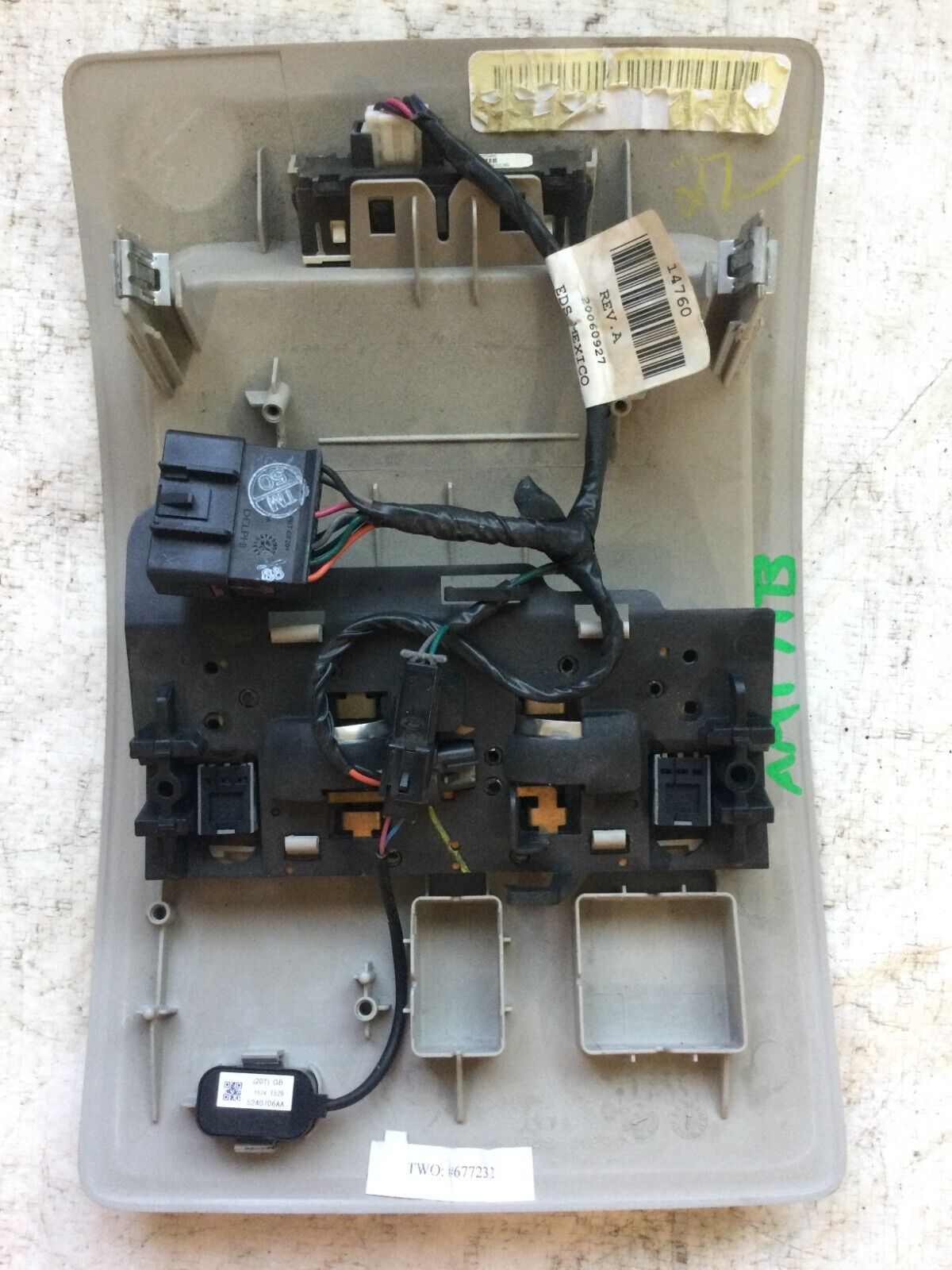 2007-2009 GMC Yukon Front Overhead Roof Console Unit OEM