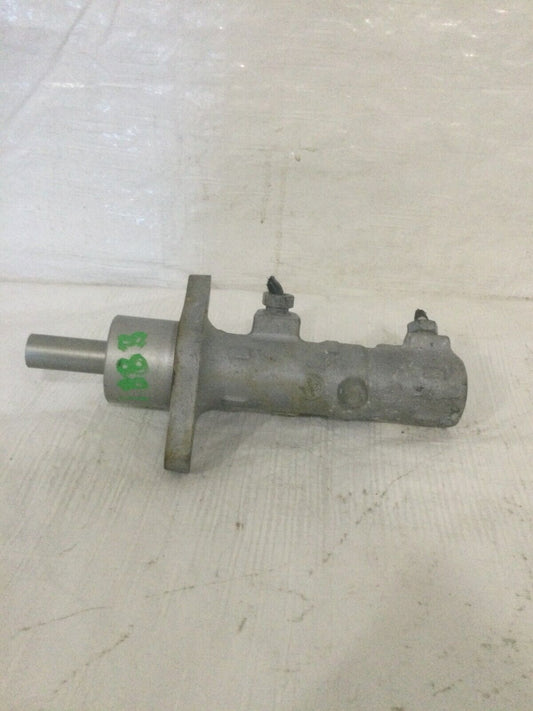 2019 Ford Taurus Master Brake Cylinder W/O Tank OEM