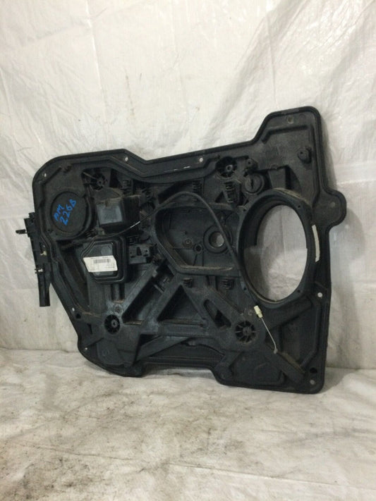2015 Chrysler Town & Country Front Left Driver Door Regulator 3015750P OEM