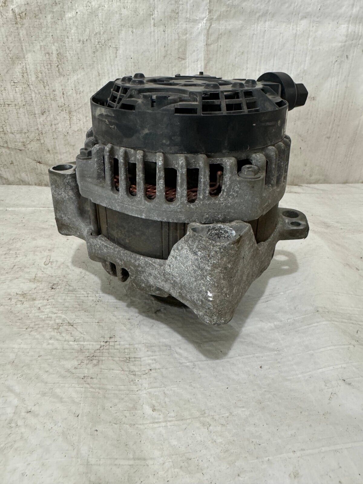 2019 Chevrolet Silverado 1500  Alteronator  Motor 13527172 OEM