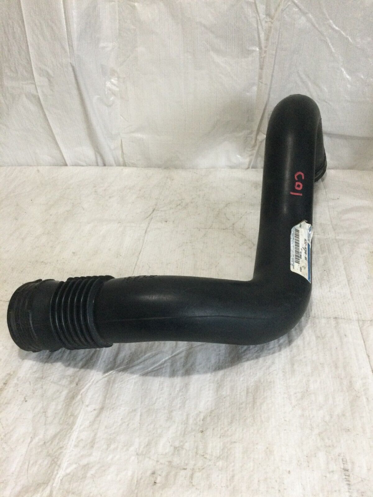 2004-2007 Ford F-350SD F350 Super Duty Air Duct Hose To Intake Manifold Tube OEM